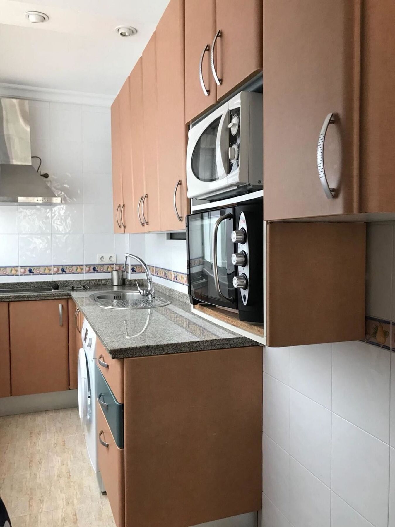 With 2 Bedrooms In Benalmadena, With Pool Access And Terrace * Benalmadena